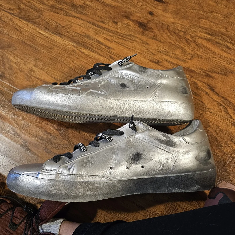 Golden Goose Limited Edition Superstar Sneakers in Silver | S44 - Picture 4 of 10